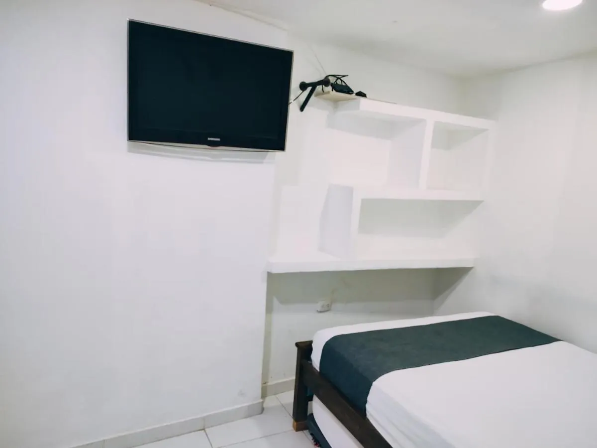 Hotel Tranvia Santa Marta  Pensjonat