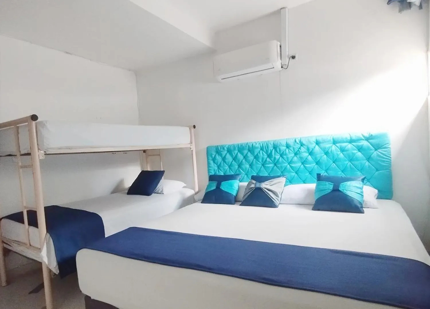 Hotel Tranvia Santa Marta  0*, Santa Marta (Magdalena) Kolumbia